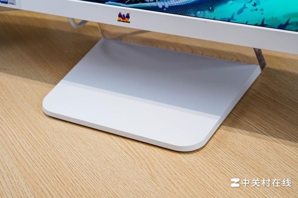 ViewSonic VX2781-2K-PRO-W: Thiết kế sang trọngi